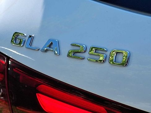Used 2026 Mercedes-Benz GLA 250 4MATIC image 29