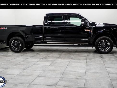 Used 2025 Ford F250 Platinum image 6