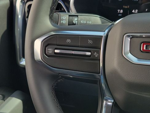 New 2026 GMC Canyon Elevation w/ Convenience Package RWD image 24