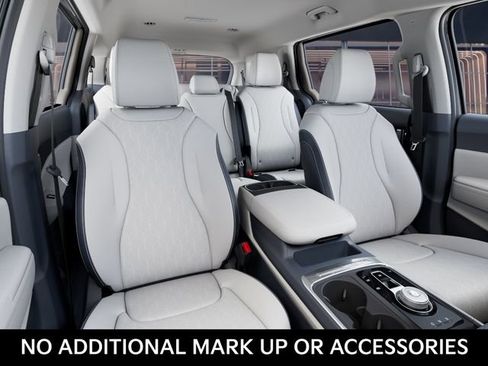 New 2026 Kia Carnival EX FWD image 15