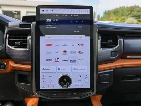 Certified 2022 Ford Expedition Platinum image 28