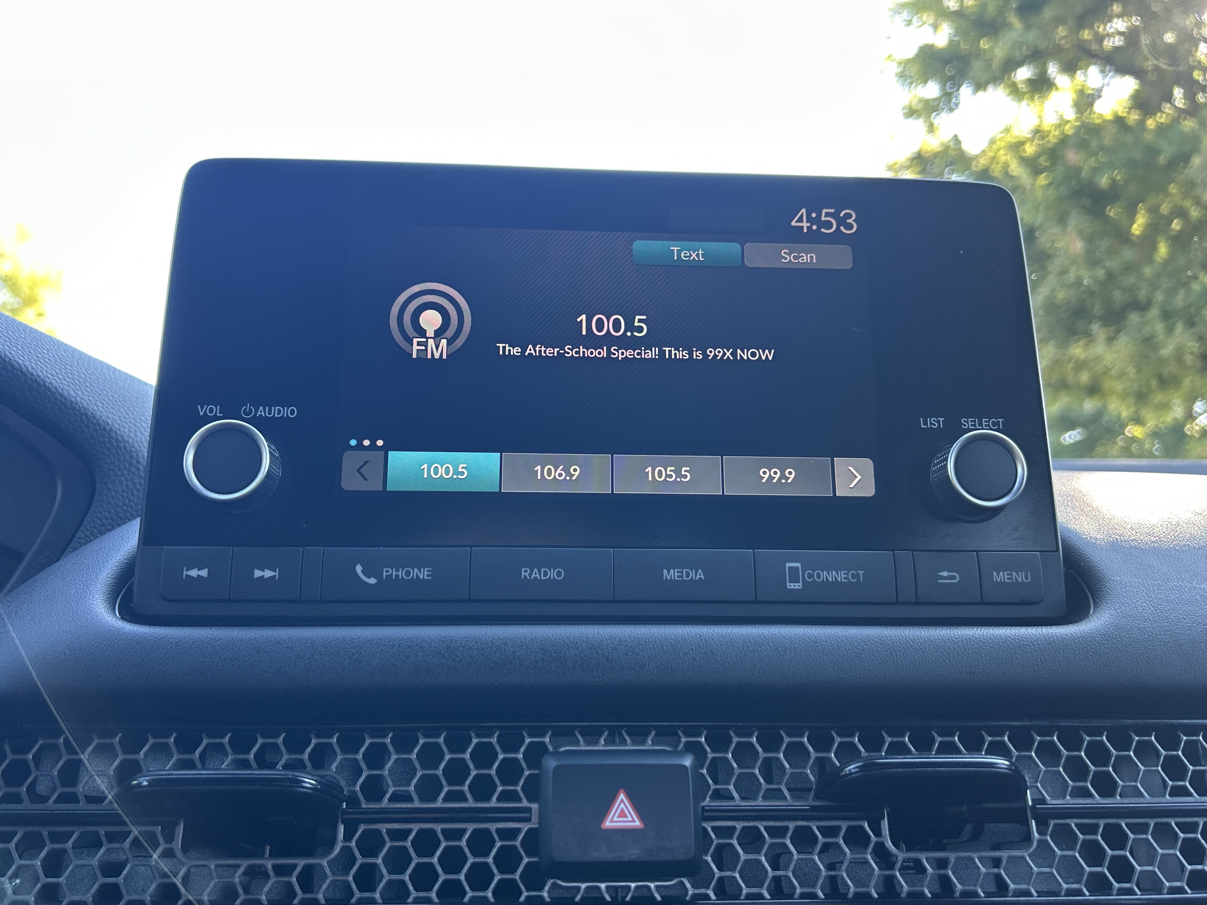 Certified 2025 Honda HR-V Sport image 13