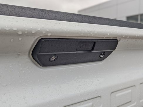 Used 2021 Chevrolet Silverado 1500 RST image 16