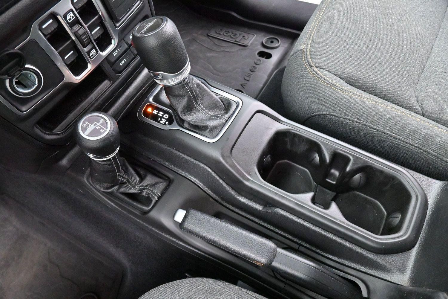 Used 2025 Jeep Gladiator Sport AWD/4WD image 22