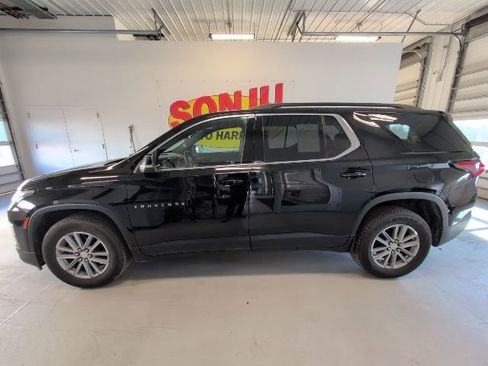Used 2023 Chevrolet Traverse LT w/ LPO, Floor Liner Package image 2