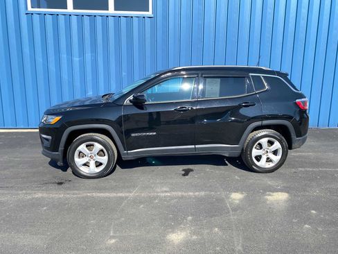 Used 2019 Jeep Compass Latitude w/ Popular Equipment Group image 13