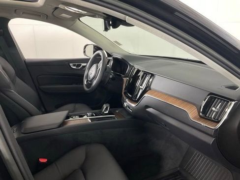 Used 2023 Volvo XC60 B5 Plus w/ Climate Package image 30