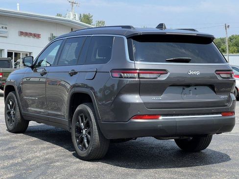 Used 2023 Jeep Grand Cherokee L Limited AWD/4WD image 10