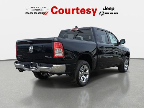 Certified 2022 RAM 1500 Big Horn AWD/4WD image 4