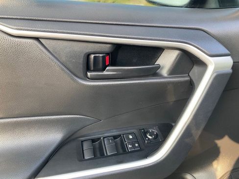 Certified 2025 Toyota RAV4 LE FWD image 13