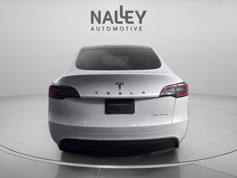 Used 2022 Tesla Model Y Long Range image 4