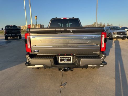 Used 2026 Ford F450 Platinum w/ Platinum Plus Package AWD/4WD image 4