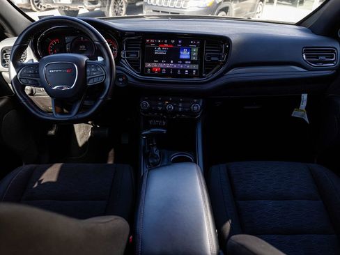 Used 2025 Dodge Durango GT image 29