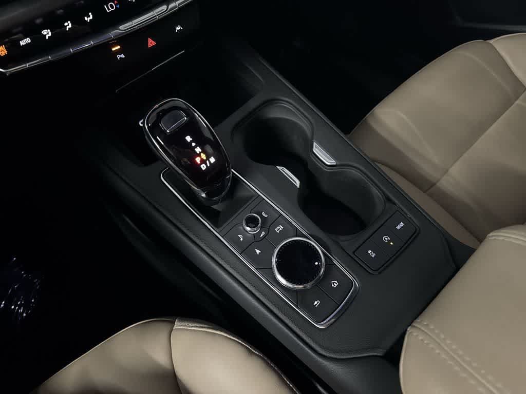 Used 2024 Cadillac XT4 Premium Luxury FWD image 20