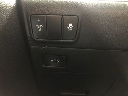 New 2025 Kia K5 LXS FWD image 20