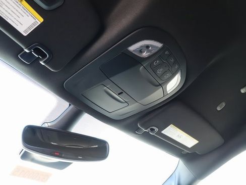 New 2026 Chrysler Pacifica Select image 41