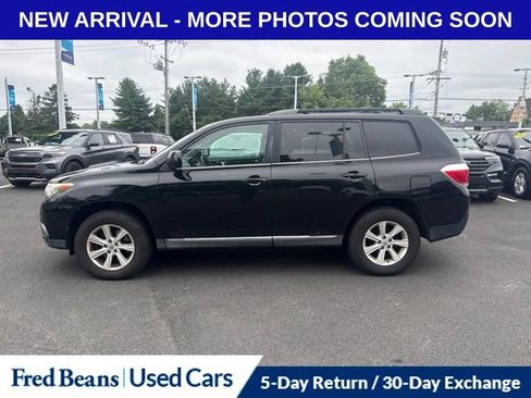 Used 2012 Toyota Highlander SE w/ Tow Pkg AWD/4WD image 4
