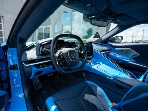 Used 2023 Chevrolet Corvette Stingray Premium Conv RWD image 34
