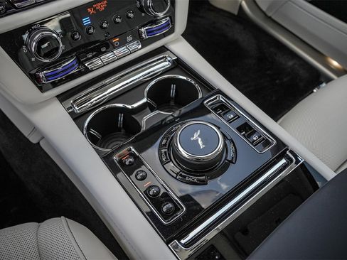 New 2025 Rolls-Royce Ghost image 29