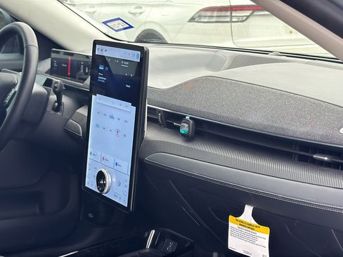 Used 2024 Ford Mustang Mach-E Premium image 29