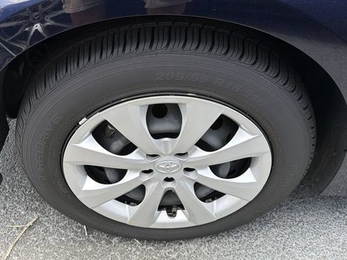Used 2020 Toyota Corolla LE FWD image 8