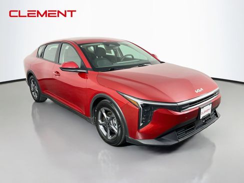 Used 2025 Kia K4 FWD image 3