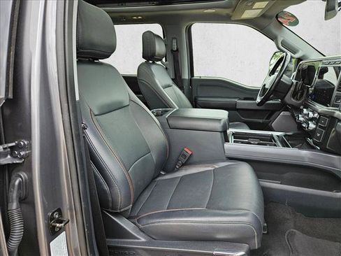 Used 2024 Ford F350 Lariat w/ Lariat Ultimate Package AWD/4WD image 19