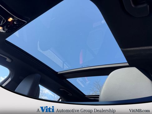 Certified 2025 Mercedes-Benz GLC 43 AMG 4MATIC image 19