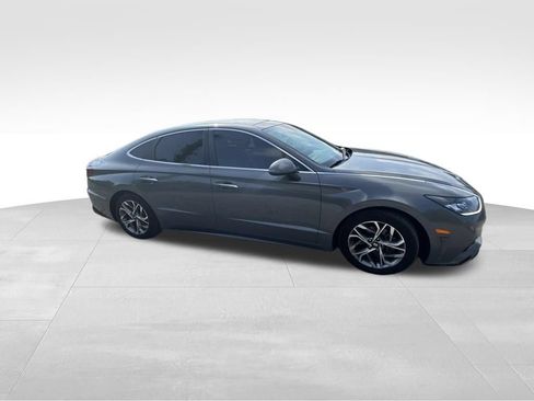 Used 2022 Hyundai Sonata SEL w/ Convenience Package FWD image 17