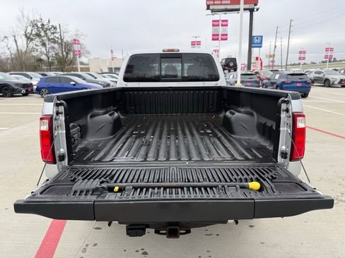 Used 2011 Ford F350 Lariat w/ Lariat Interior Pkg image 9