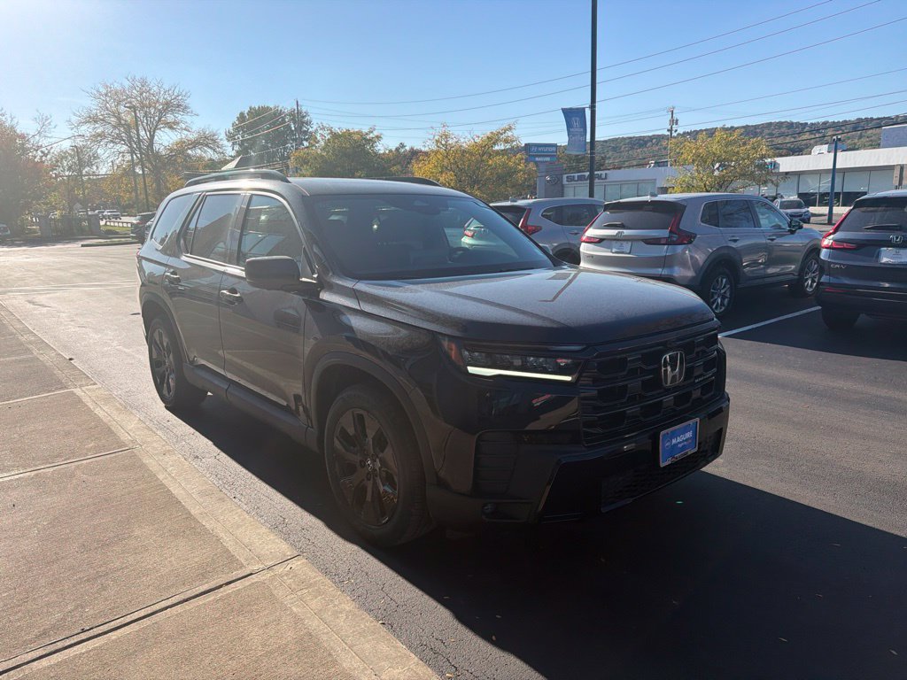 New 2026 Honda Pilot Black Edition image 3