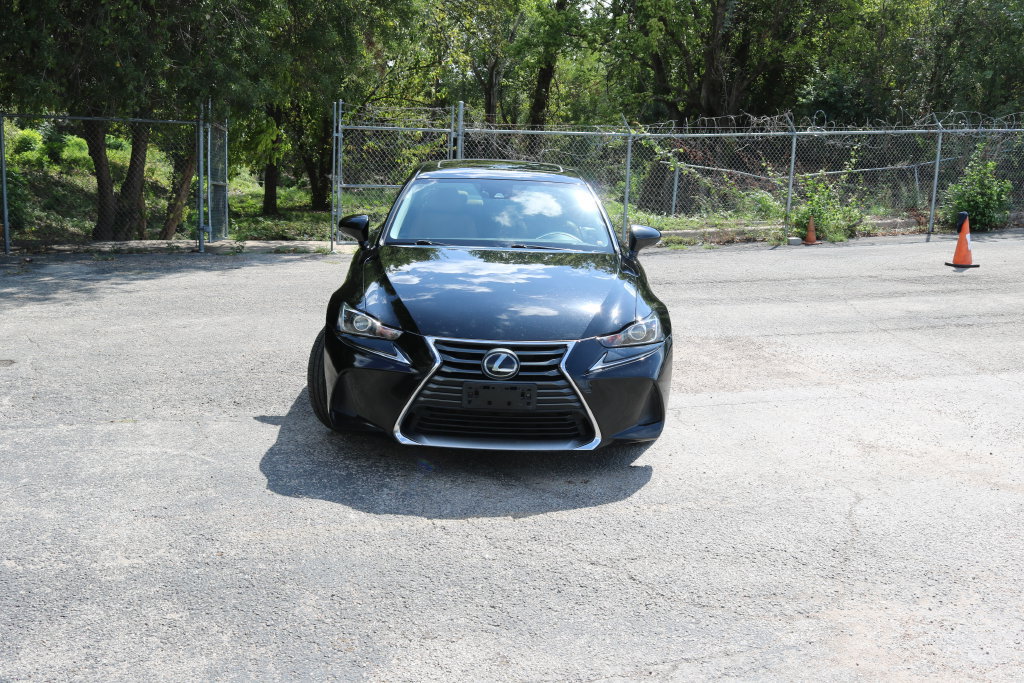 Used 2019 Lexus IS 300 w/ Premium Package RWD image 8