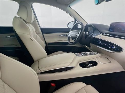 Used 2022 Genesis GV70 2.5T image 22
