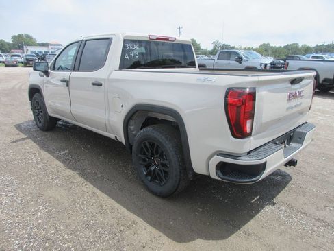 New 2026 GMC Sierra 1500 Pro w/ Graphite Edition AWD/4WD image 9