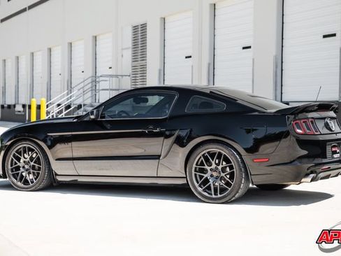Used 2013 Ford Mustang GT Premium RWD image 45