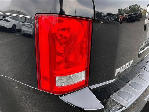 Used 2015 Honda Pilot Touring image 30
