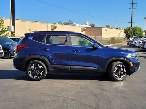 Certified 2024 Kia Seltos EX FWD image 5