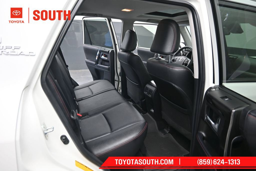 Used 2022 Toyota 4Runner TRD Off-Road Premium w/ Moonroof Package AWD/4WD image 28