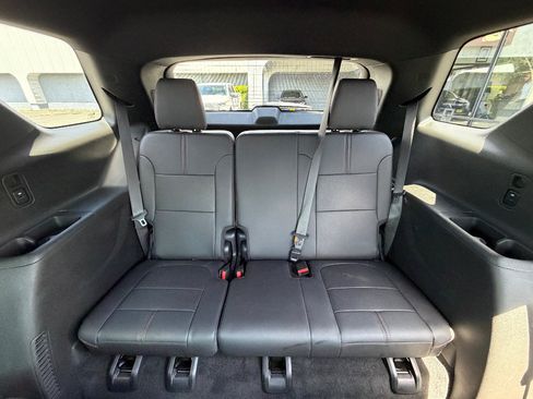 Used 2023 Chevrolet Traverse RS w/ LPO, Floor Liner Package AWD/4WD image 5