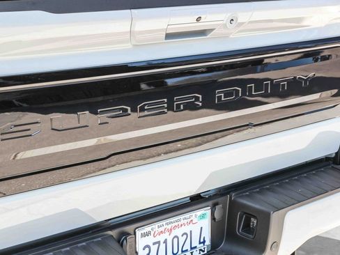 Certified 2026 Ford F450 Platinum w/ FX4 Off-Road Package AWD/4WD image 8
