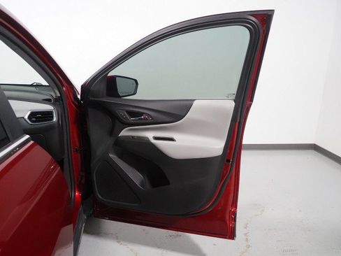 Used 2022 Chevrolet Equinox LT FWD image 50