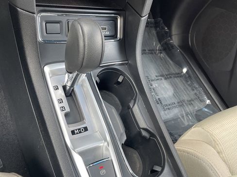 Used 2023 Subaru Ascent Premium w/ Convenience Package image 22