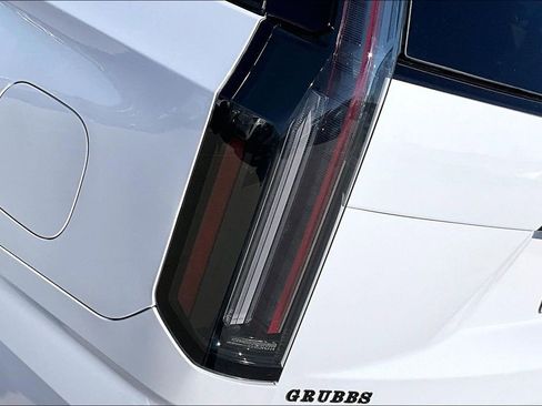 Used 2026 Cadillac Escalade Platinum Sport w/ LPO, ONYX Package image 42