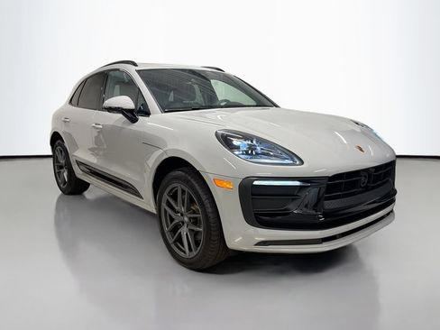 New 2026 Porsche Macan AWD/4WD image 7
