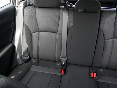 Used 2022 Subaru Impreza 2.0i AWD/4WD image 12