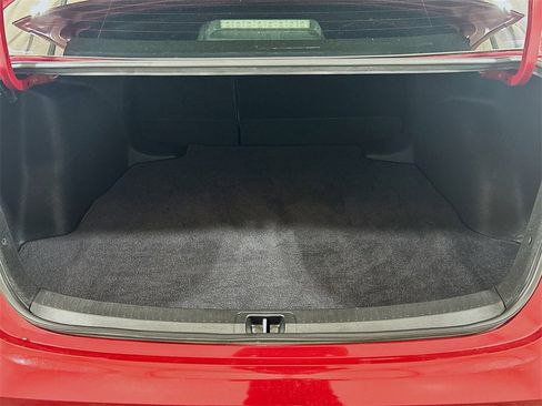 Used 2024 Toyota Corolla LE image 21