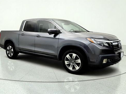 Used 2017 Honda Ridgeline RTL-T image 3