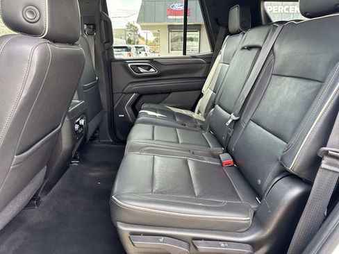 Used 2021 GMC Yukon SLT image 16