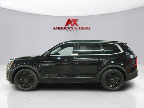 Used 2022 Kia Telluride SX w/ SX Prestige Package AWD/4WD image 3