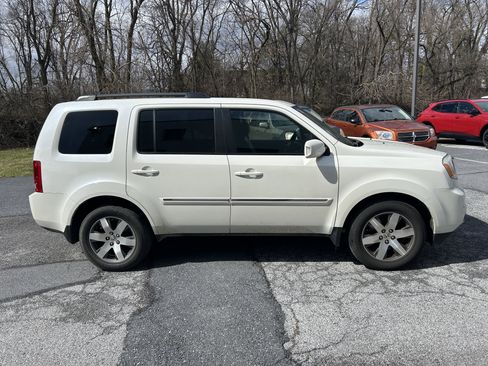 Used 2015 Honda Pilot Touring image 2